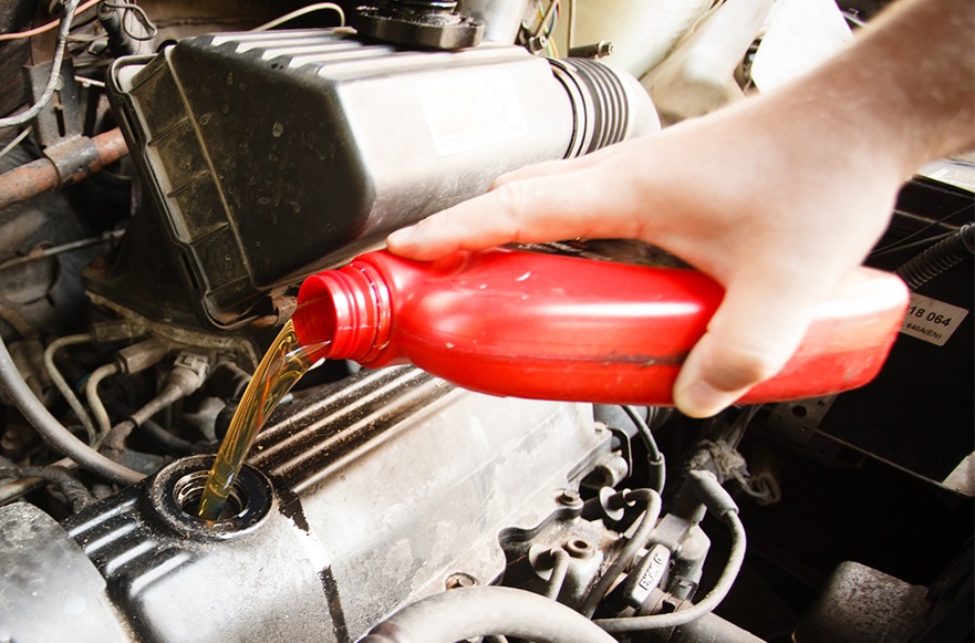 Troca de óleo de motor